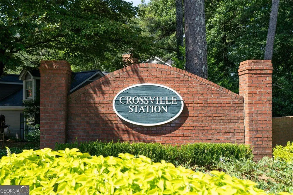 110 Great Oaks LN Roswell, GA 30075