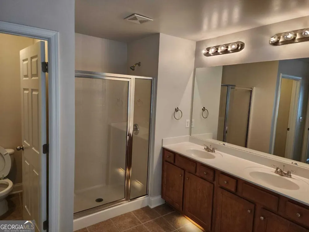 465 Roland Manor DR Dacula, GA 30019