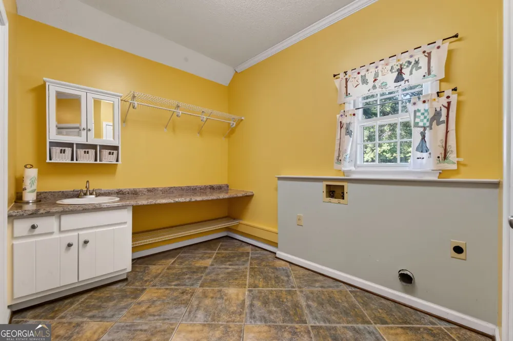 215 Dorsey RD Hampton, GA 30228