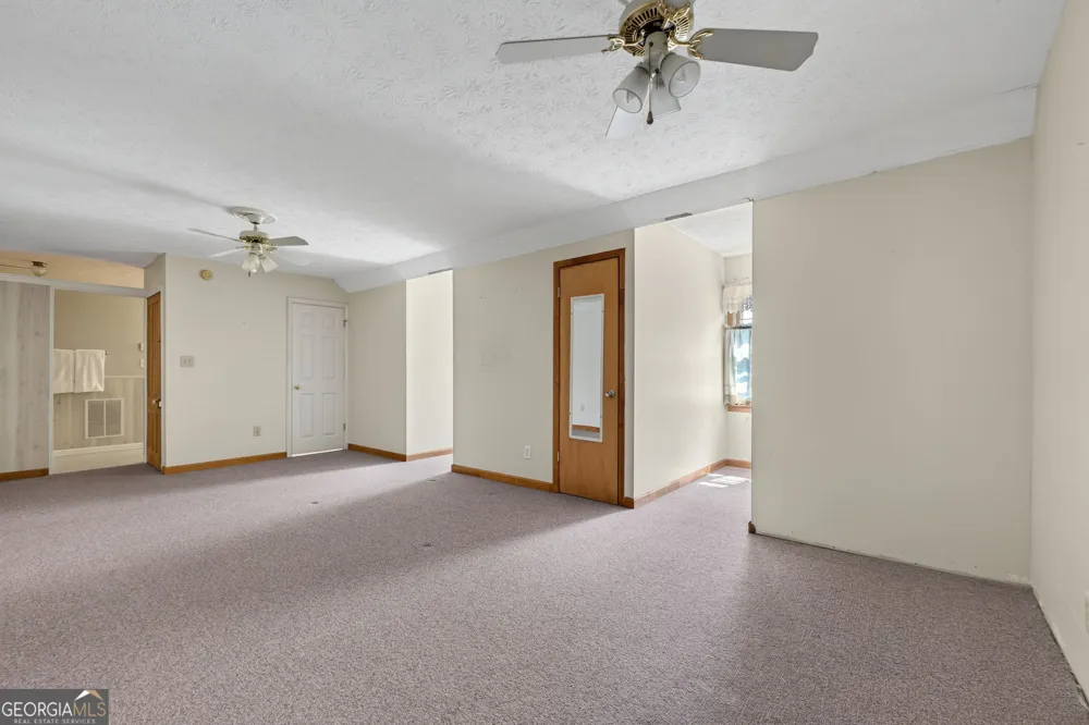 215 Dorsey RD Hampton, GA 30228