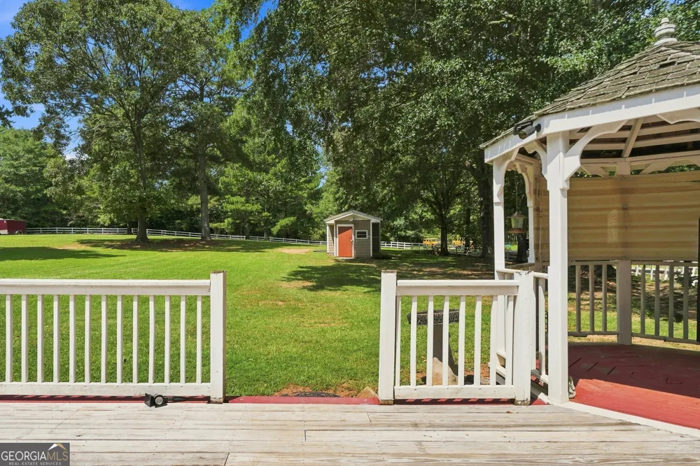 215 Dorsey RD Hampton, GA 30228