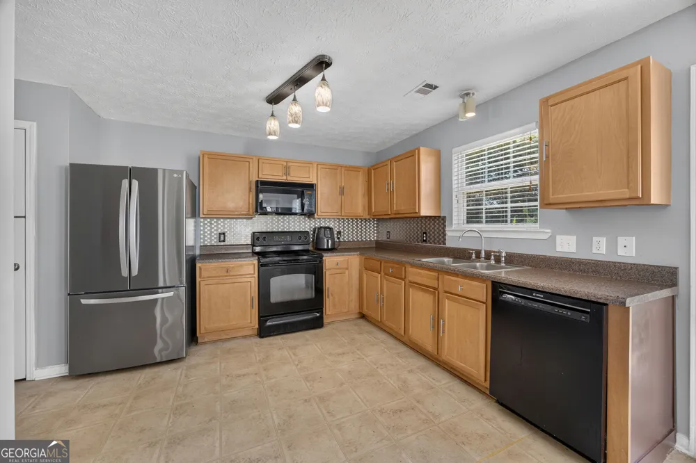 362 Summit View DR McDonough, GA 30253