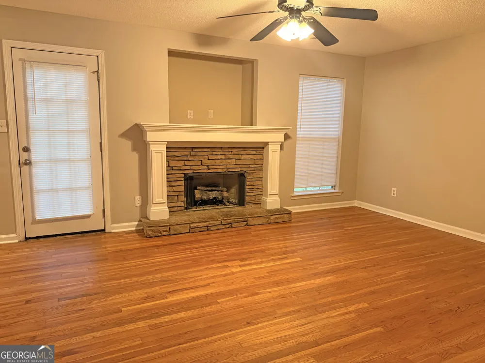 80 Teal CT Senoia, GA 30276