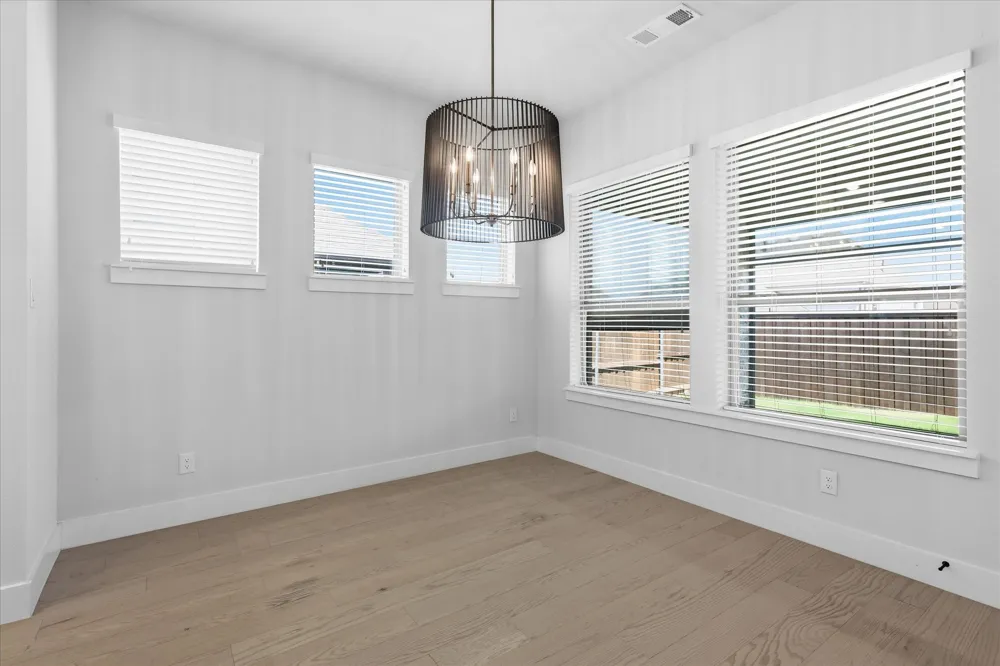 2816 Garrett Drive Highland Village, TX 75077