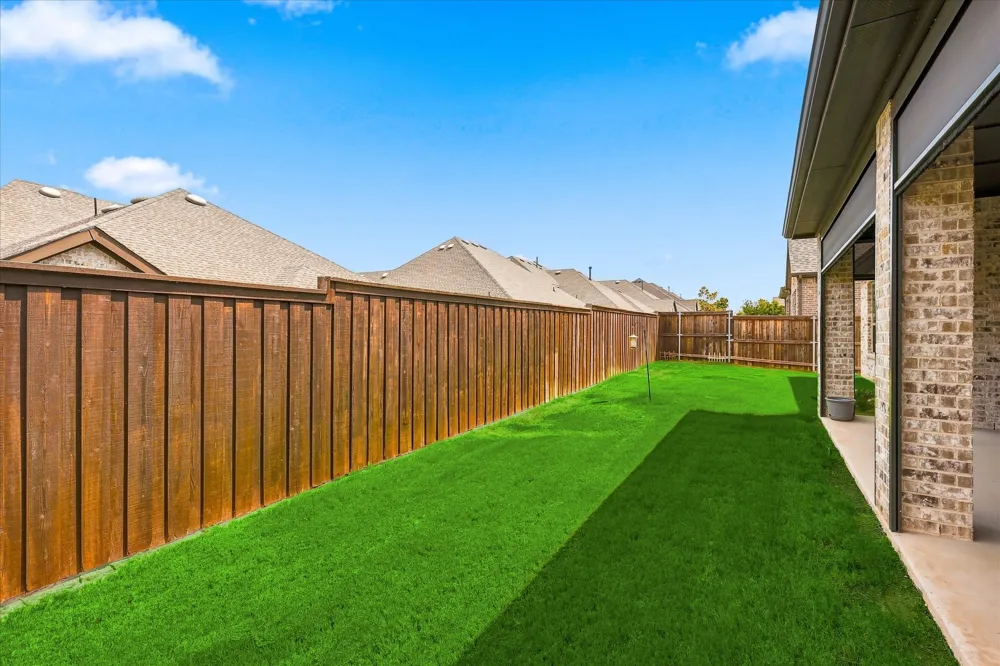 2816 Garrett Drive Highland Village, TX 75077