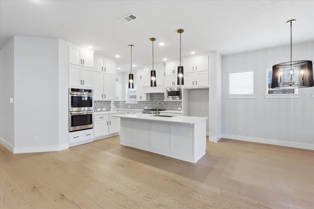 2816 Garrett Drive Highland Village, TX 75077