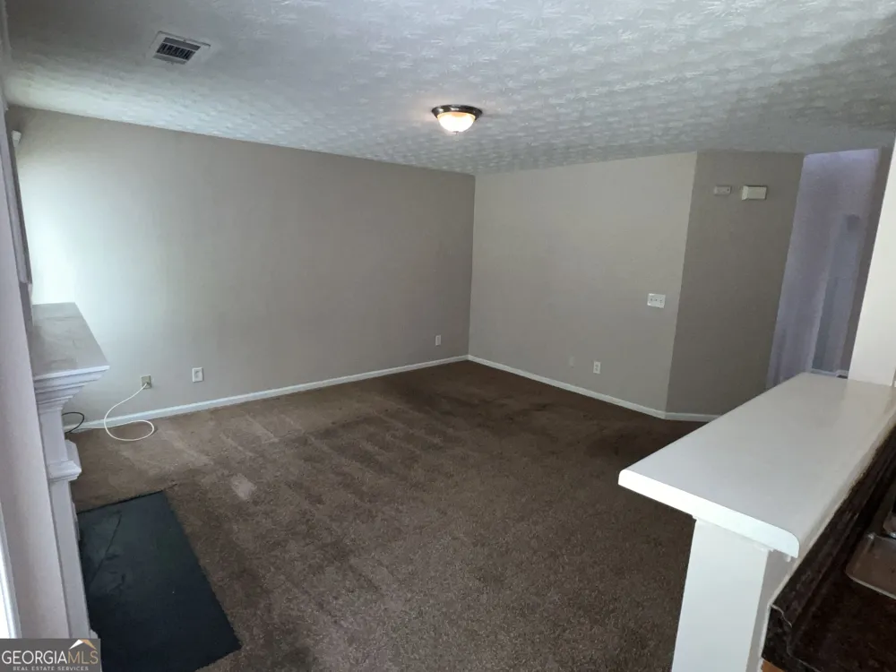 3880 Button Gate CT Lithonia, GA 30038