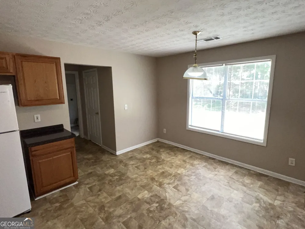 3880 Button Gate CT Lithonia, GA 30038