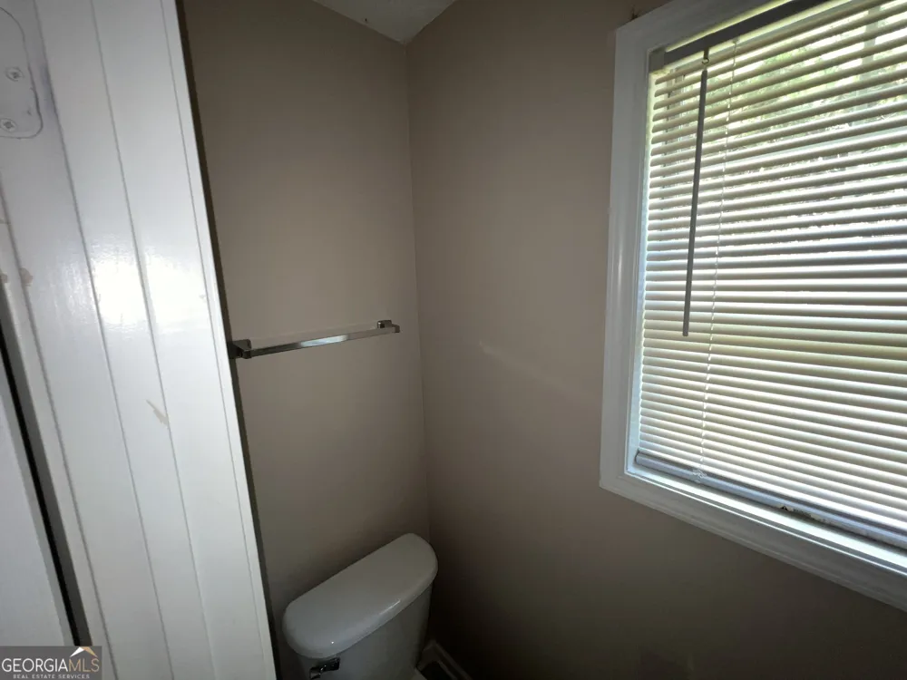 3880 Button Gate CT Lithonia, GA 30038