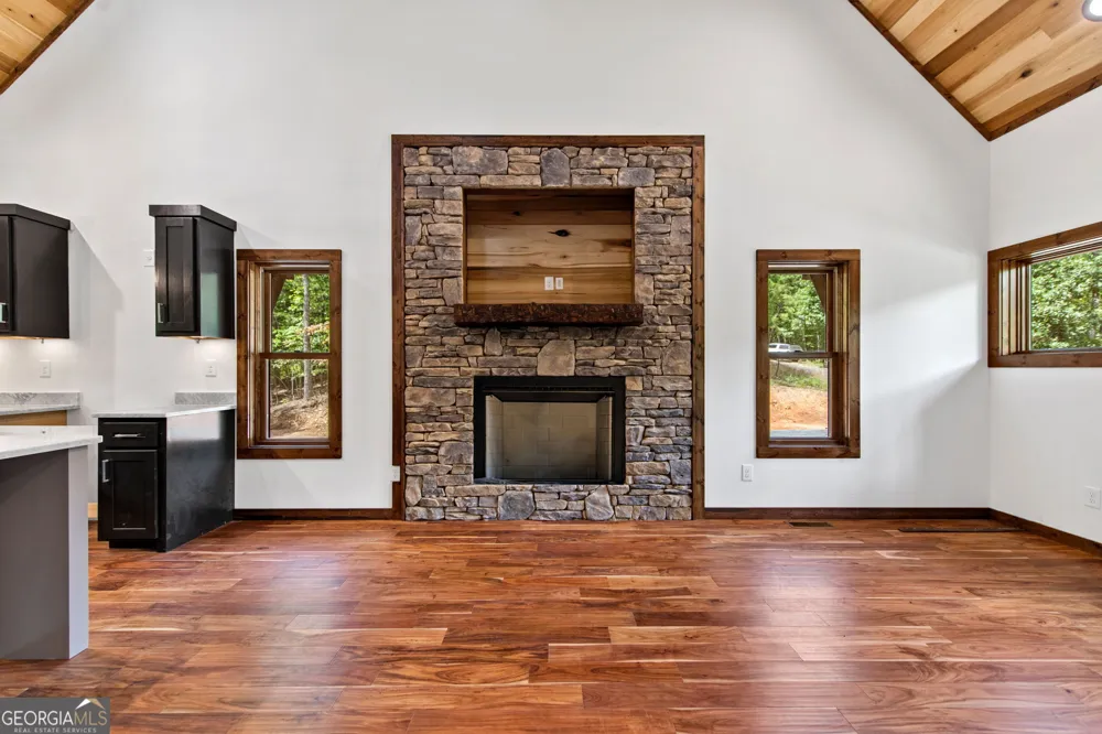 45 Wildflower DR Mineral Bluff, GA 30559