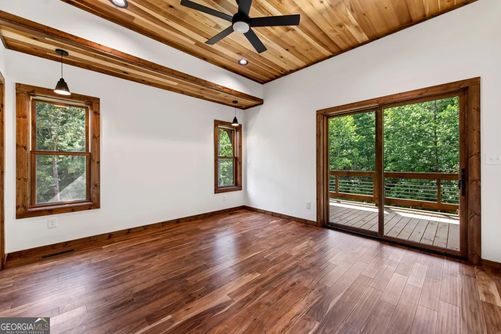 45 Wildflower DR Mineral Bluff, GA 30559