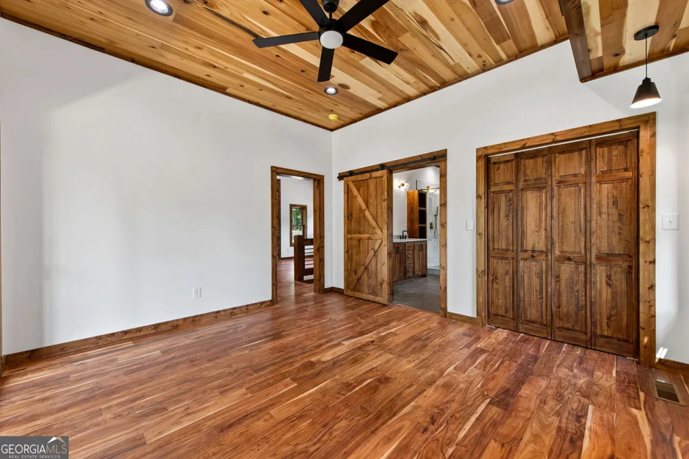 45 Wildflower DR Mineral Bluff, GA 30559