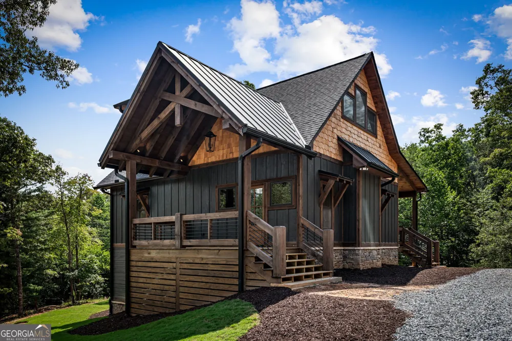 45 Wildflower DR Mineral Bluff, GA 30559