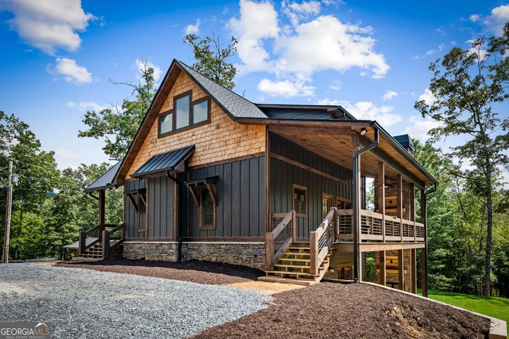 45 Wildflower DR Mineral Bluff, GA 30559