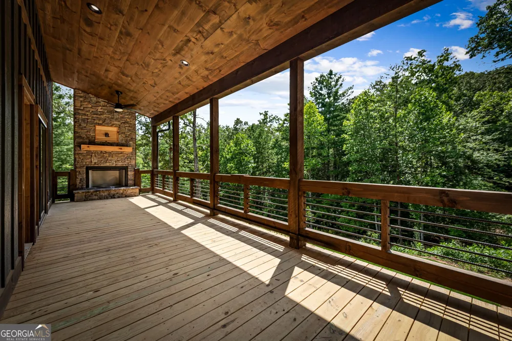 45 Wildflower DR Mineral Bluff, GA 30559