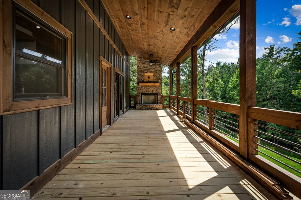 45 Wildflower DR Mineral Bluff, GA 30559