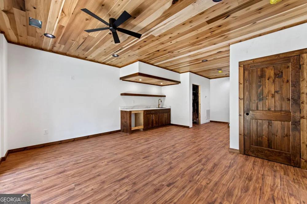 45 Wildflower DR Mineral Bluff, GA 30559