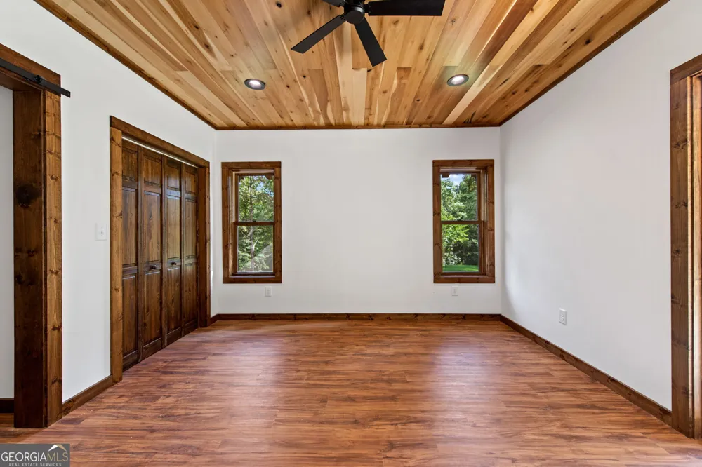 45 Wildflower DR Mineral Bluff, GA 30559