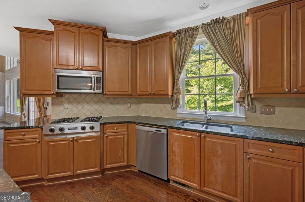 562 Vinings Springs DR SE Mableton, GA 30126