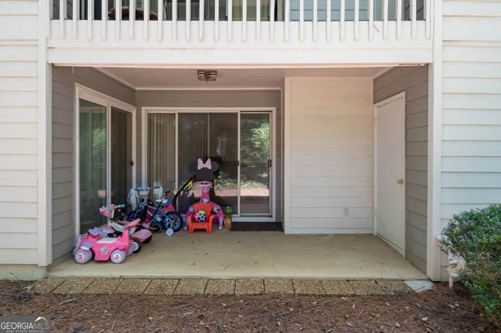 27 Little Silver CT SE Smyrna, GA 30080