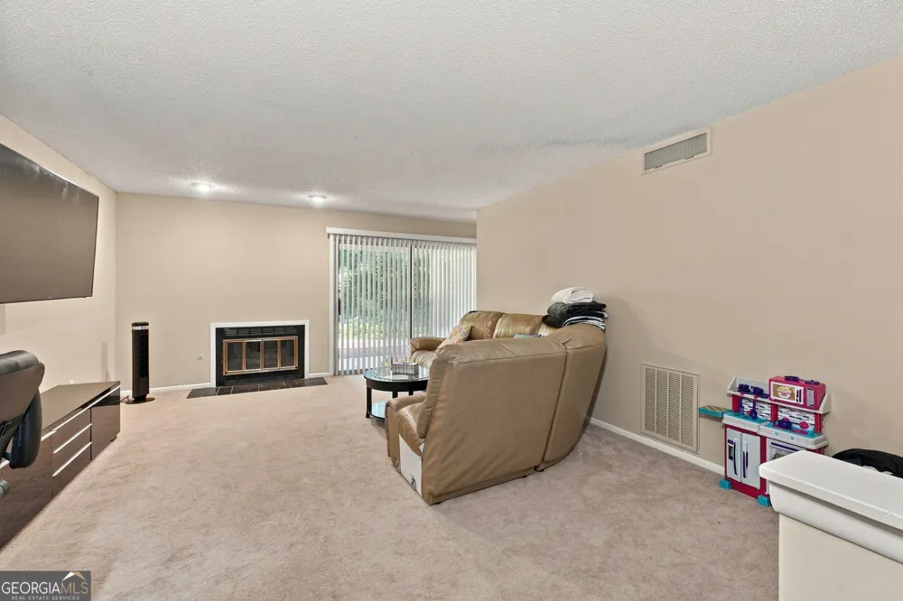 27 Little Silver CT SE Smyrna, GA 30080