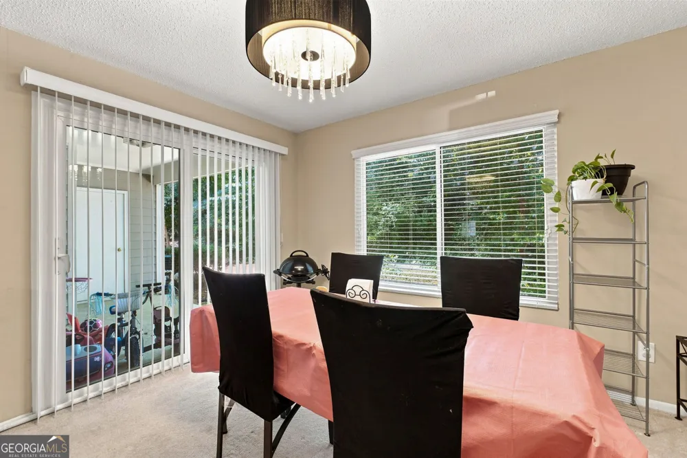 27 Little Silver CT SE Smyrna, GA 30080