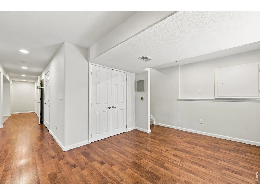 1715 Whitehall Drive Longmont, CO 80504