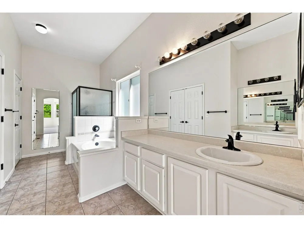 1715 Whitehall Drive Longmont, CO 80504