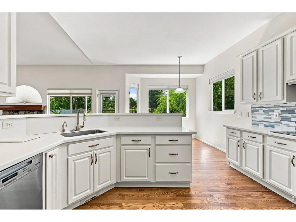 1715 Whitehall Drive Longmont, CO 80504