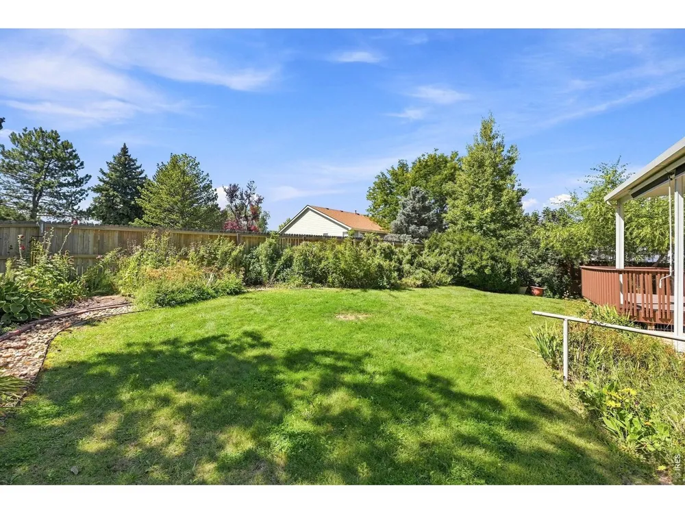 1715 Whitehall Drive Longmont, CO 80504