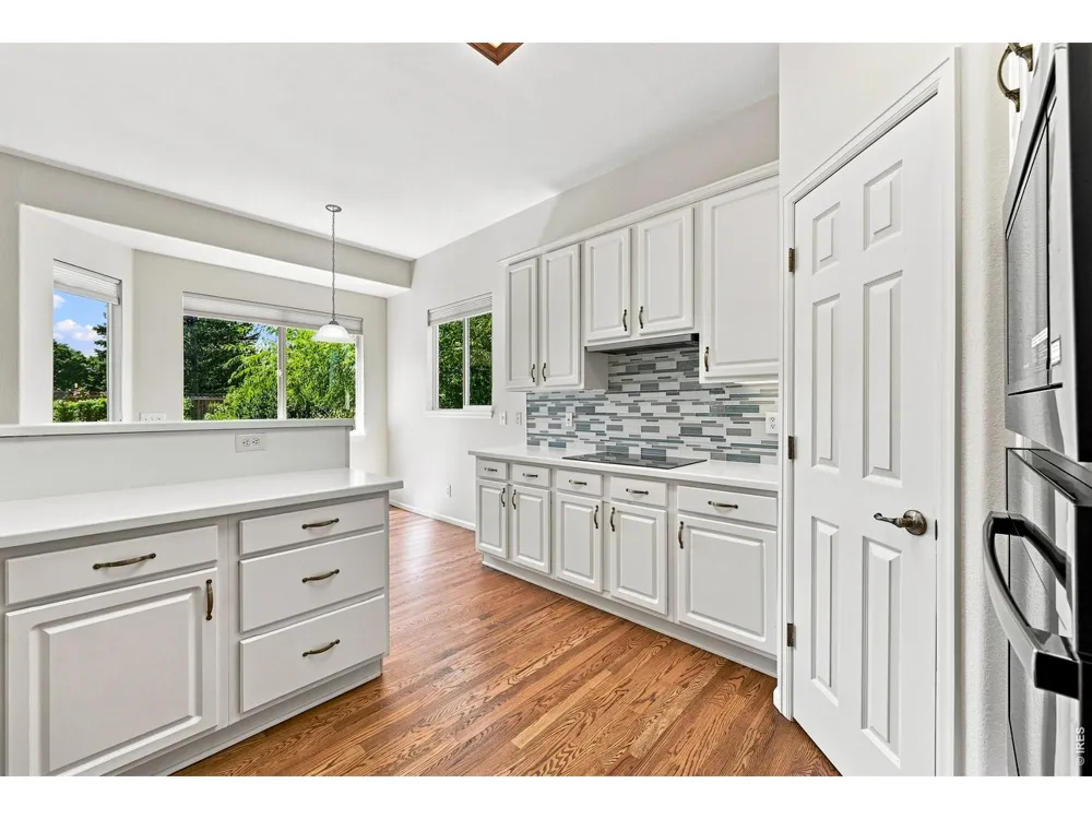 1715 Whitehall Drive Longmont, CO 80504