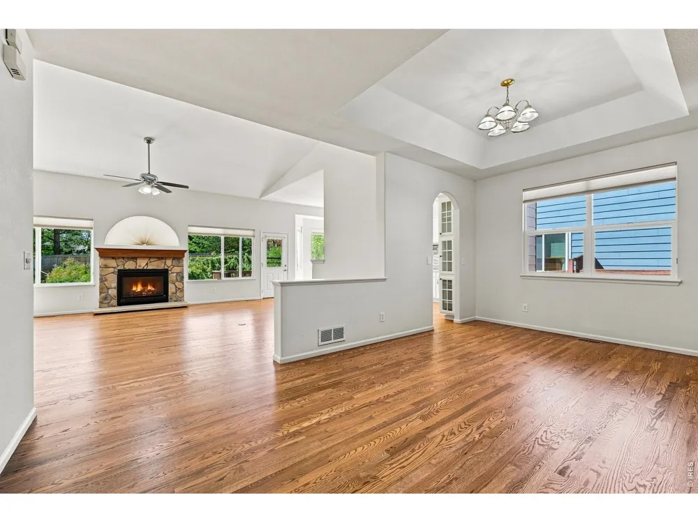 1715 Whitehall Drive Longmont, CO 80504
