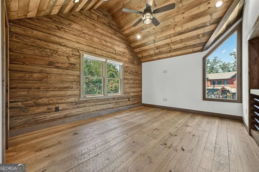 320 Amber RDG Blue Ridge, GA 30513
