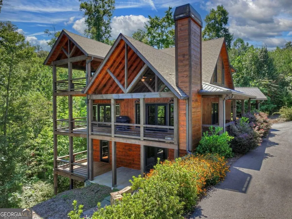 320 Amber RDG Blue Ridge, GA 30513