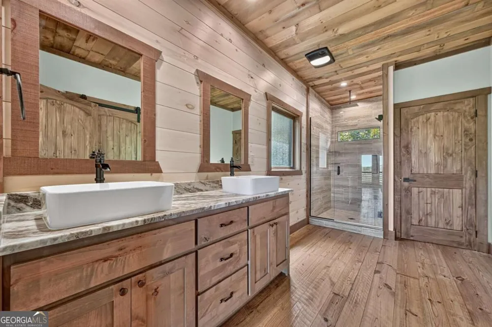320 Amber RDG Blue Ridge, GA 30513
