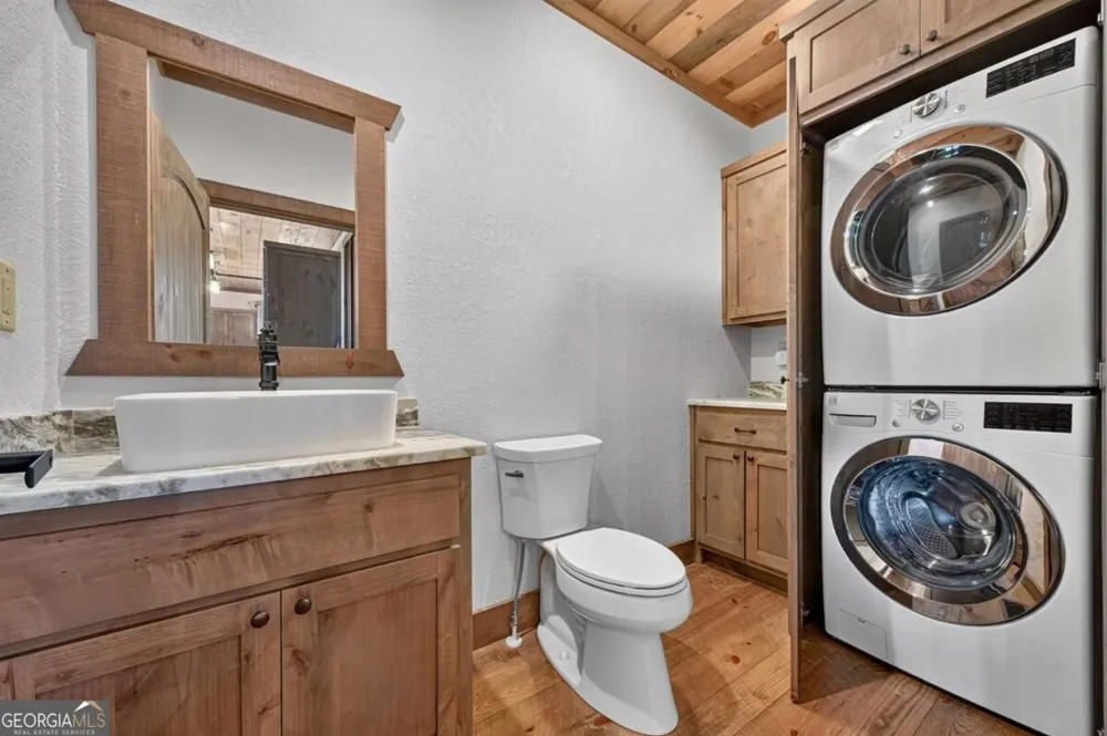 320 Amber RDG Blue Ridge, GA 30513