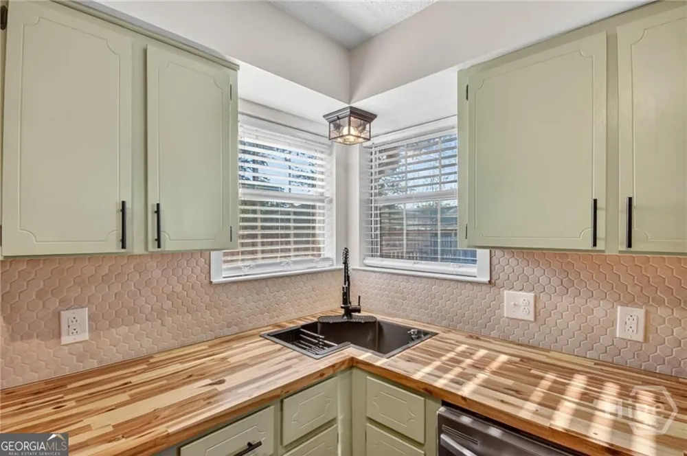 606 Windhaven DR Hinesville, GA 31313
