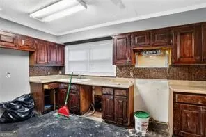 43 Willowick CT Lithonia, GA 30038