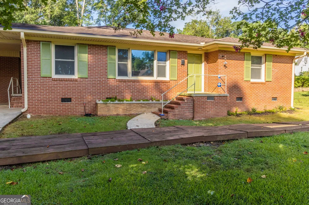 202 Forrest AVE Thomaston, GA 30286