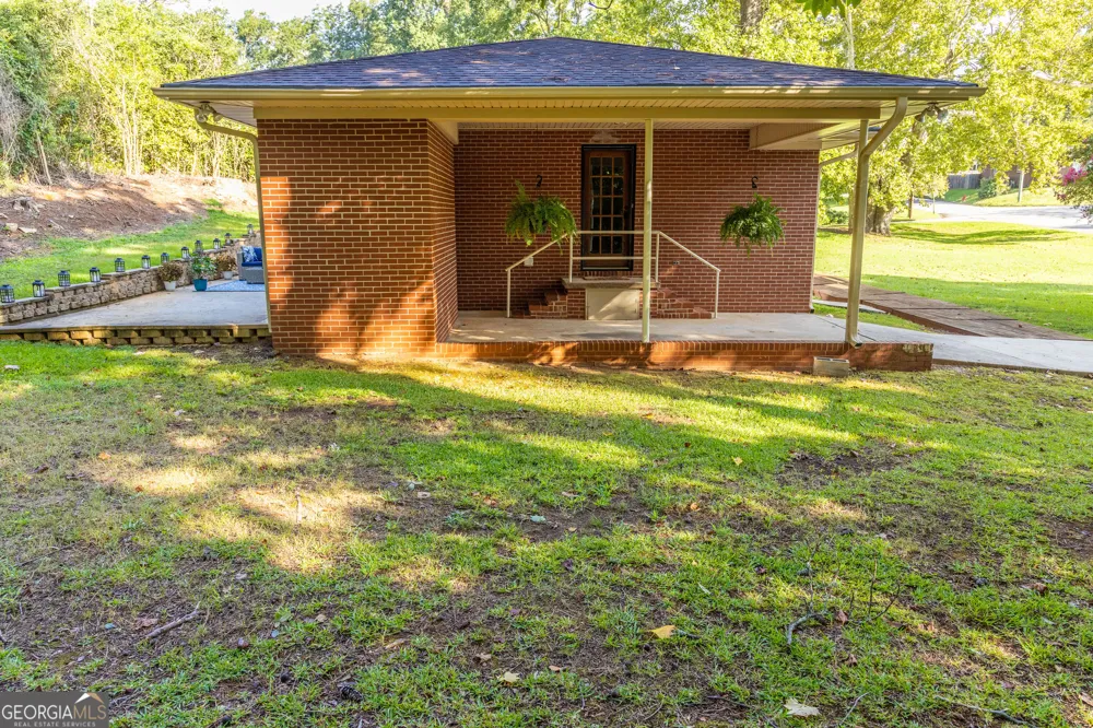 202 Forrest AVE Thomaston, GA 30286