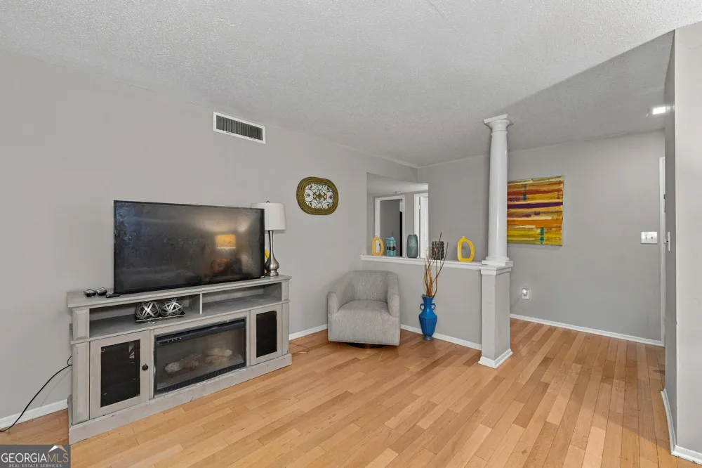 17 Little Silver CT SE Smyrna, GA 30080