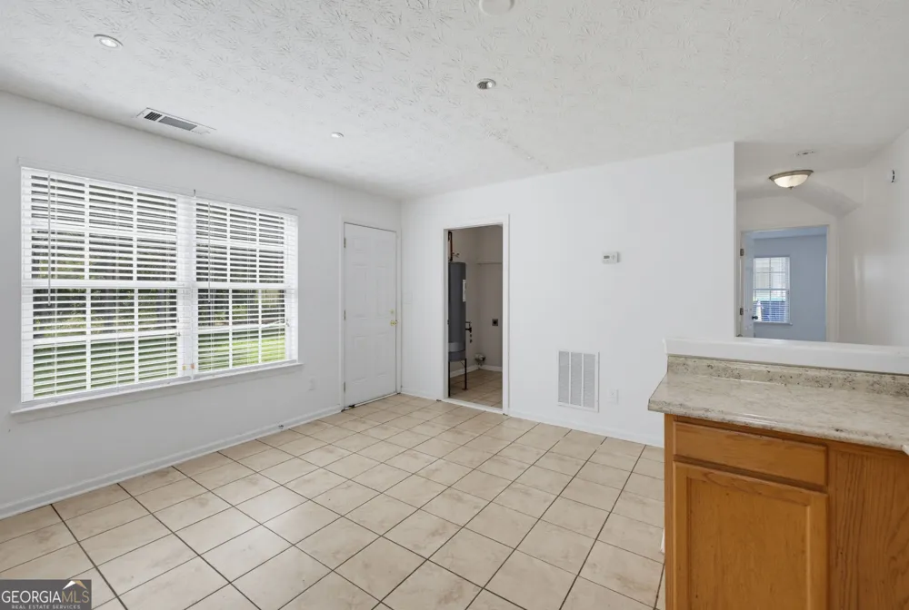 2545 Lake Royale DR Riverdale, GA 30296