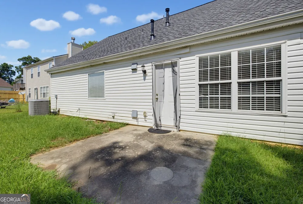 2545 Lake Royale DR Riverdale, GA 30296