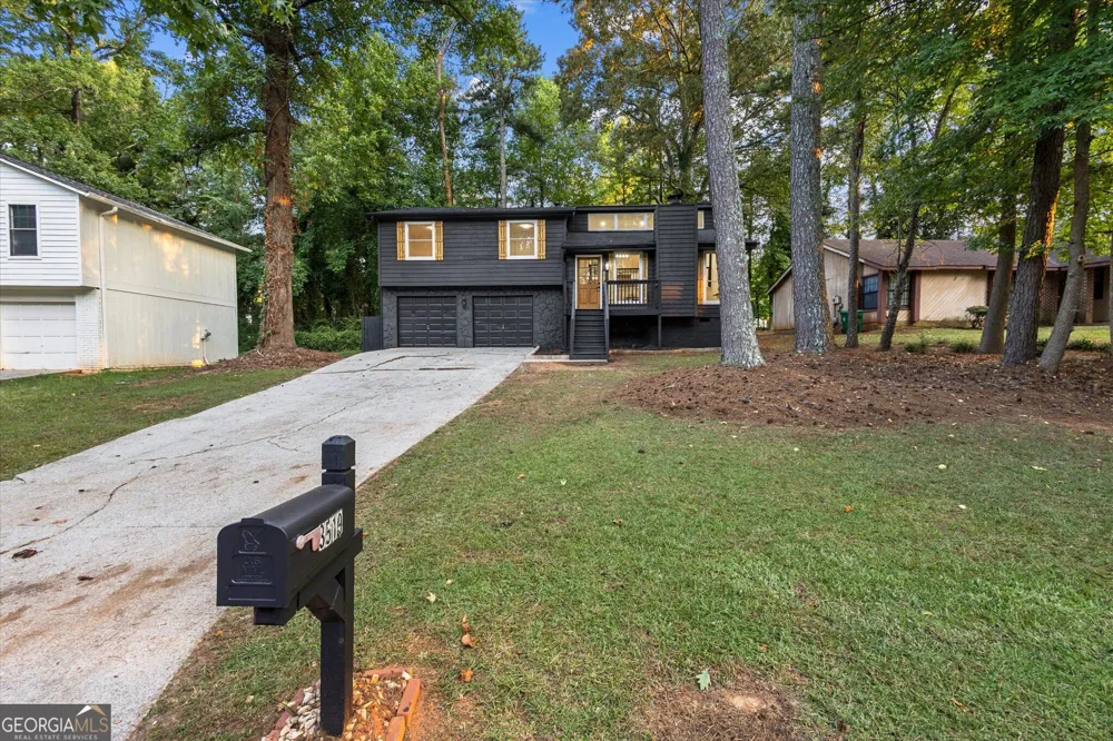 3519 Homeward TRL Ellenwood, GA 30294
