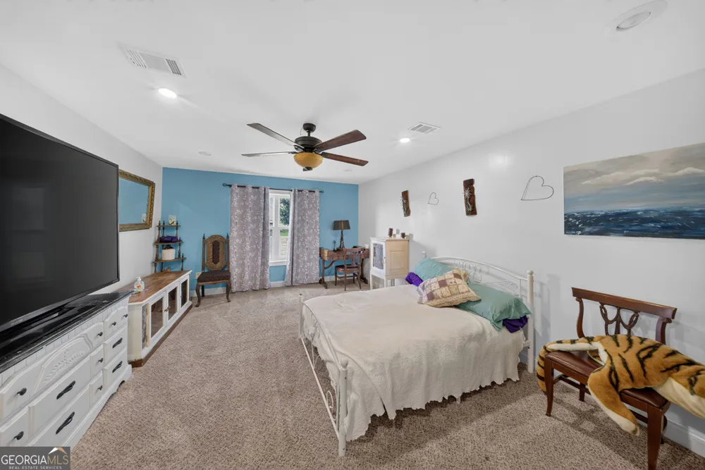 301 Jerry Sutton RD Alapaha, GA 31622