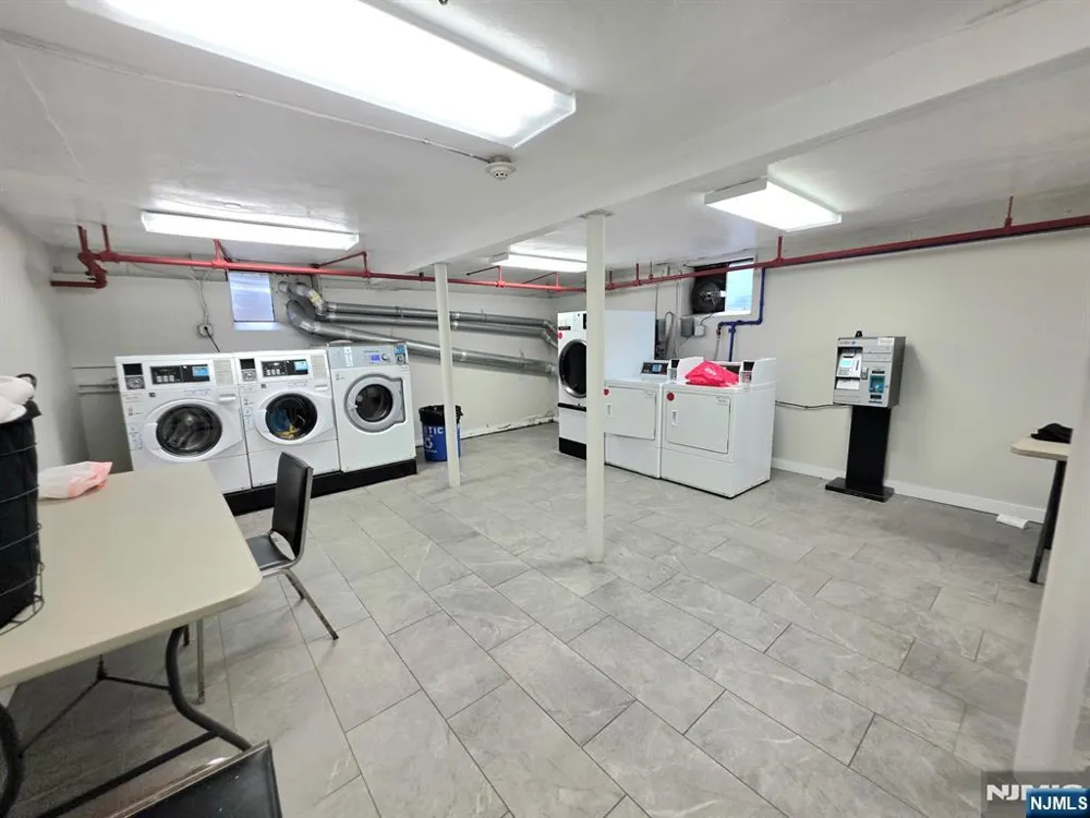2209D Center Avenue D Fort Lee, NJ 07024