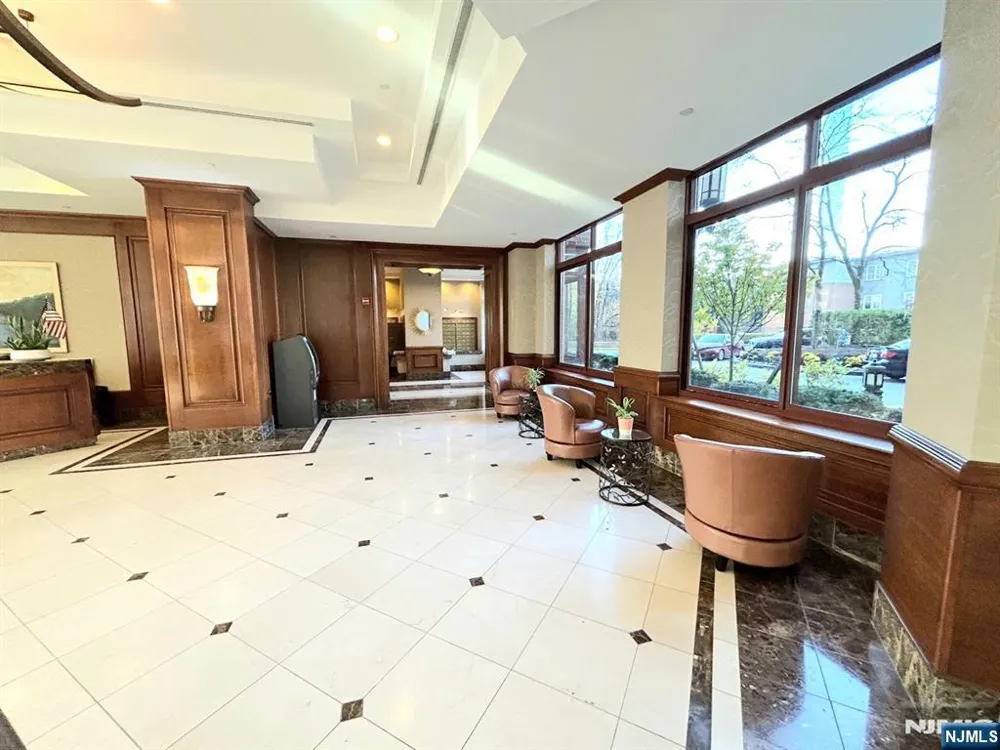 100 OLD PALISADE Road 3314 Fort Lee, NJ 07024