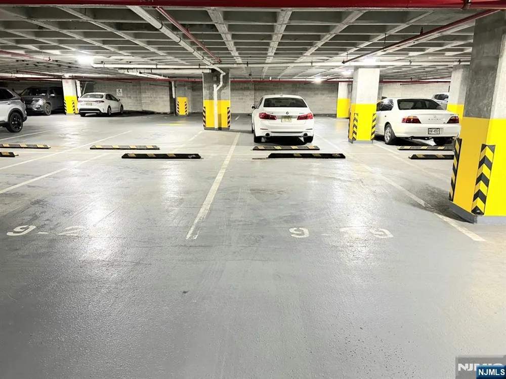 100 OLD PALISADE Road 3314 Fort Lee, NJ 07024
