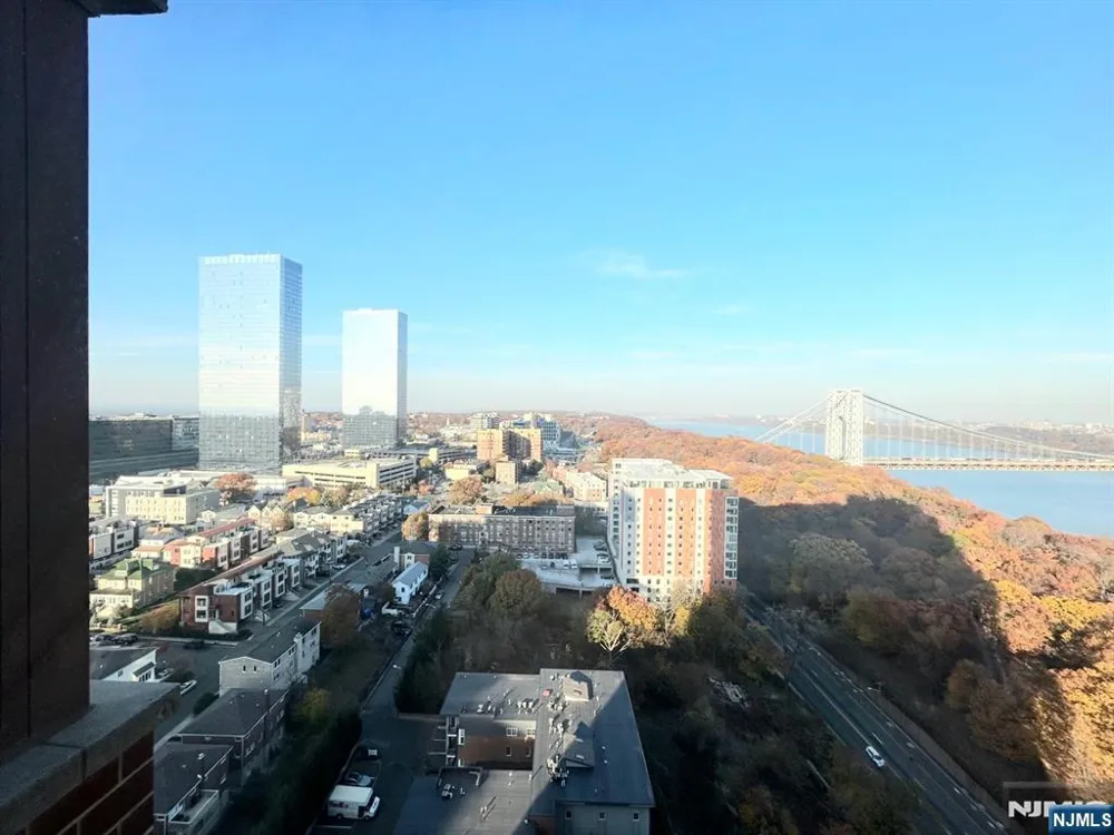 100 OLD PALISADE Road 3314 Fort Lee, NJ 07024