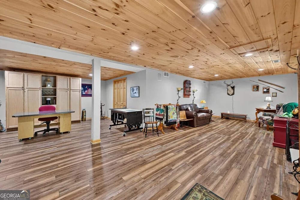 162 Primrose CT Ellijay, GA 30540